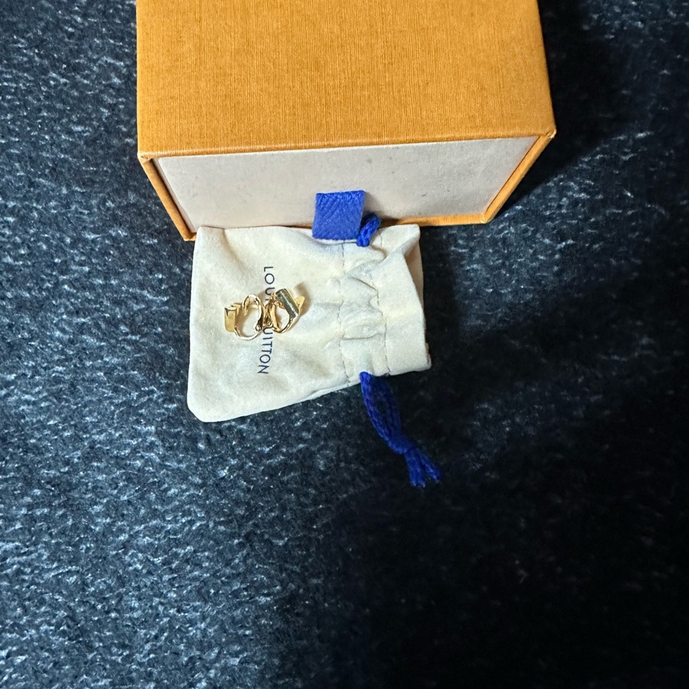 Louis Vuitton Clip On Gold Earrings - Picture 7 of 10